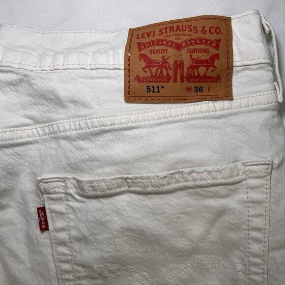 Levis 511 Jean Shorts Mens Size 36 Ivory Distressed Denim Raw Hem Cutoff Jorts - Picture 14 of 15